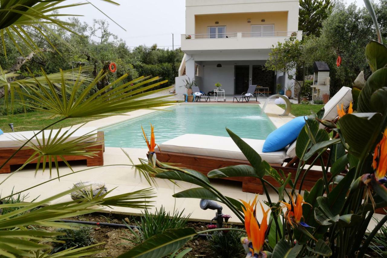 Elia Seaside Villa, Amazing 2-Story Eco Pool House! Kissamos Luaran gambar